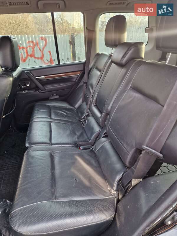 Позашляховик / Кросовер Mitsubishi Pajero Wagon 2007 в Чернівцях