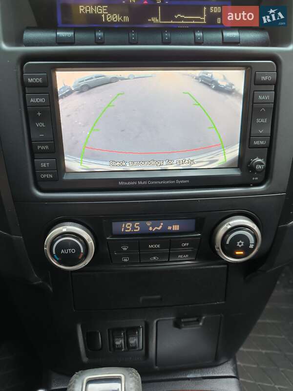 Внедорожник / Кроссовер Mitsubishi Pajero Wagon 2008 в Киеве
