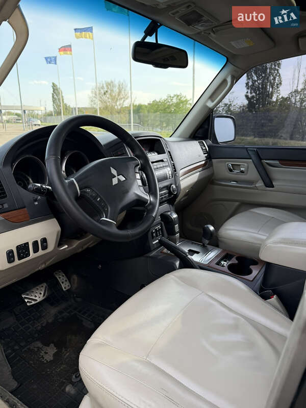 Позашляховик / Кросовер Mitsubishi Pajero Wagon 2007 в Харкові