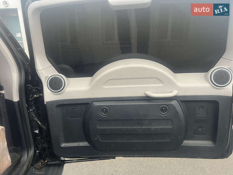 Внедорожник / Кроссовер Mitsubishi Pajero Wagon 2008 в Киеве фото 7 Внедорожник / Кроссовер Mitsubishi Pajero Wagon 2008 в Киеве