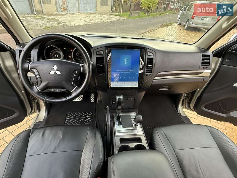 Внедорожник / Кроссовер Mitsubishi Pajero Wagon 2013 в Одессе фото Внедорожник / Кроссовер Mitsubishi Pajero Wagon 2013 в Одессе