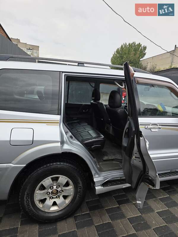 Позашляховик / Кросовер Mitsubishi Pajero Wagon 2007 в Хмельницькому фото 28 Позашляховик / Кросовер Mitsubishi Pajero Wagon 2007 в Хмельницькому