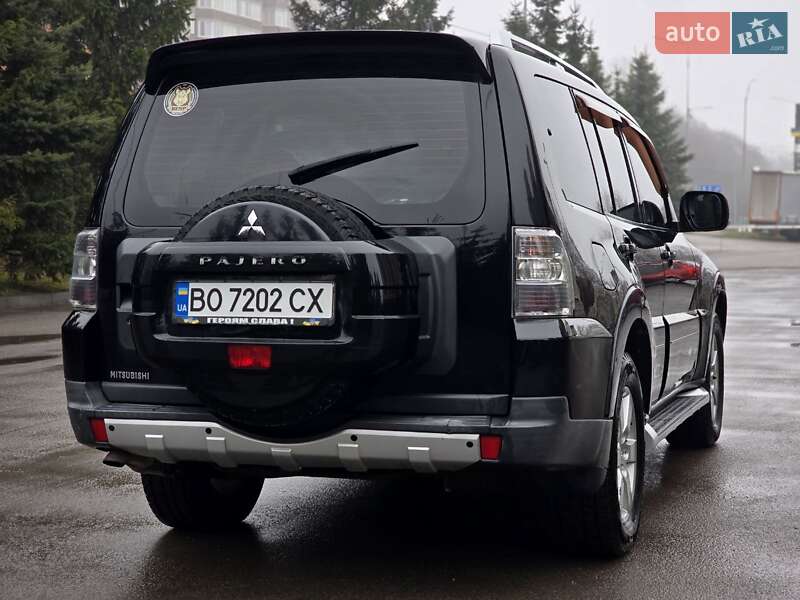 Внедорожник / Кроссовер Mitsubishi Pajero Wagon 2007 в Тернополе