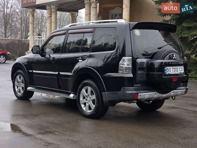 Внедорожник / Кроссовер Mitsubishi Pajero Wagon 2007 в Тернополе