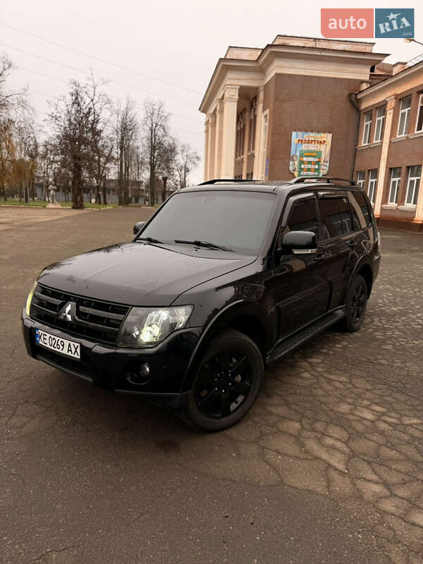 Позашляховик / Кросовер Mitsubishi Pajero Wagon 2008 в Кривому Розі