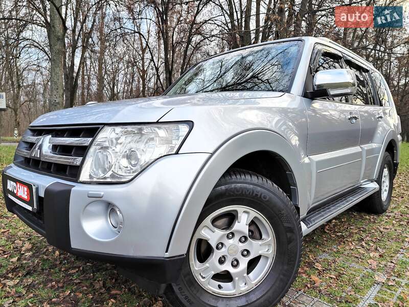 Mitsubishi Pajero Wagon 2008