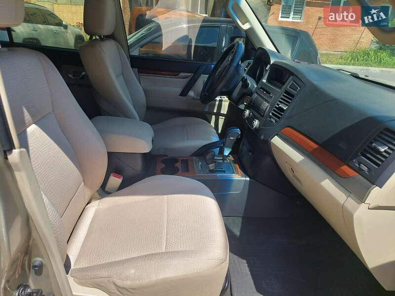 Внедорожник / Кроссовер Mitsubishi Pajero Wagon 2007 в Виннице