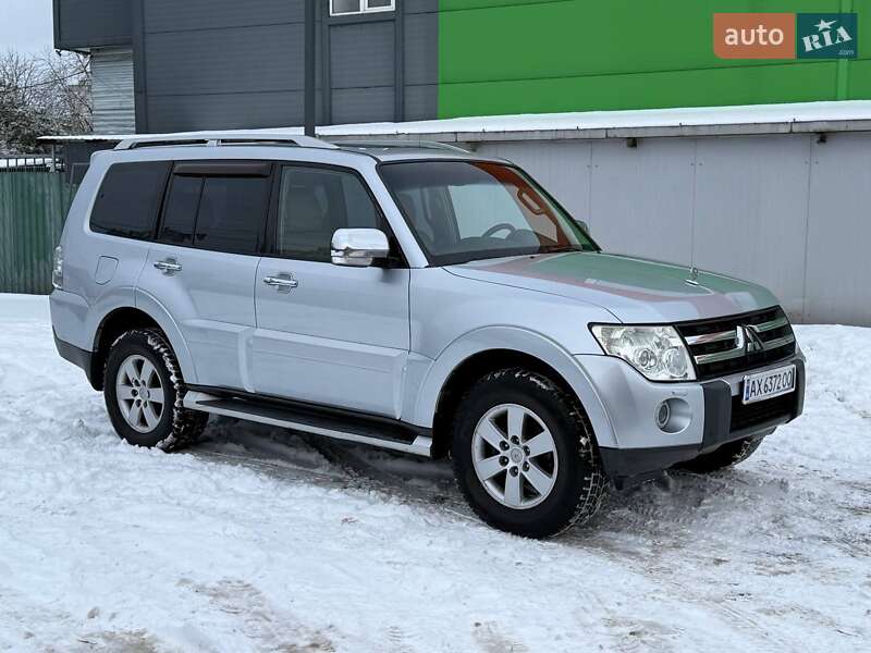 Внедорожник / Кроссовер Mitsubishi Pajero Wagon 2007 в Харькове