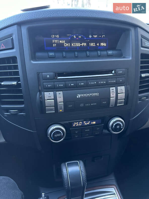 Позашляховик / Кросовер Mitsubishi Pajero Wagon 2007 в Харкові