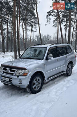 Внедорожник / Кроссовер Mitsubishi Pajero Wagon 2006 в Харькове