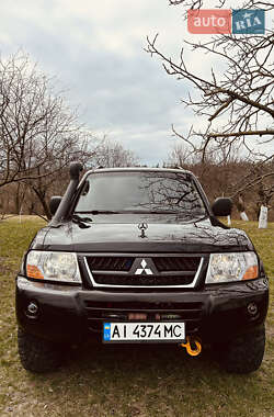 Позашляховик / Кросовер Mitsubishi Pajero Wagon 2004 в Києві