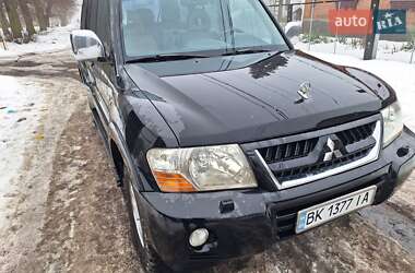 Внедорожник / Кроссовер Mitsubishi Pajero Wagon 2007 в Хмельницком