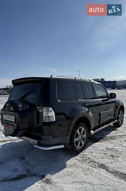 Внедорожник / Кроссовер Mitsubishi Pajero Wagon 2007 в Черновцах
