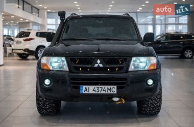 Внедорожник / Кроссовер Mitsubishi Pajero Wagon 2004 в Киеве
