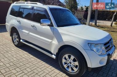 Позашляховик / Кросовер Mitsubishi Pajero Wagon 2011 в Запоріжжі