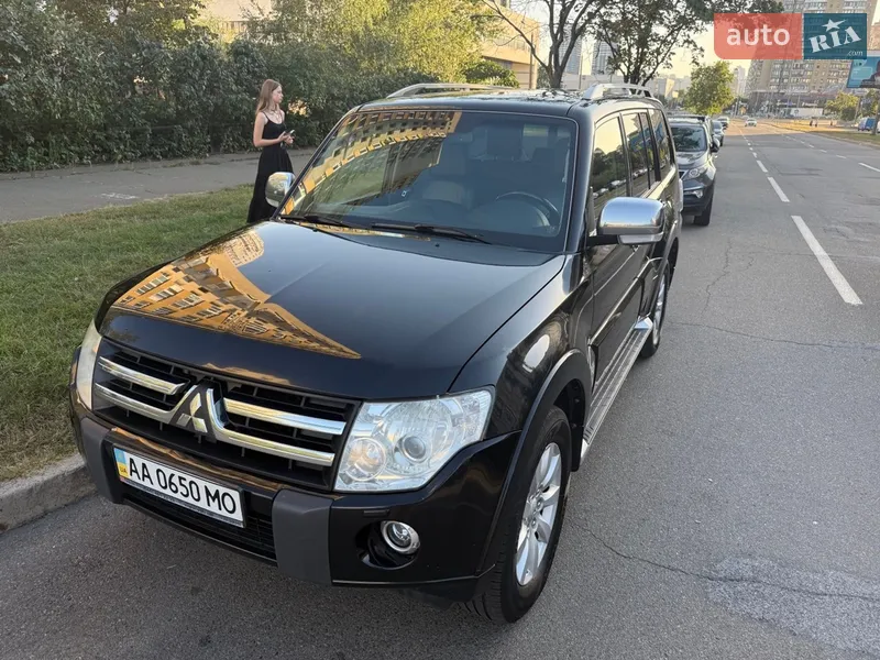 Mitsubishi Pajero Wagon