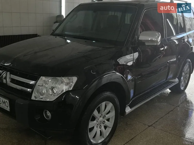 Mitsubishi Pajero Wagon