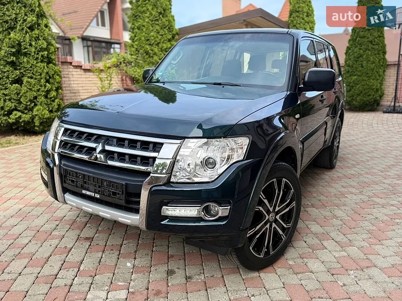 Mitsubishi Pajero Wagon