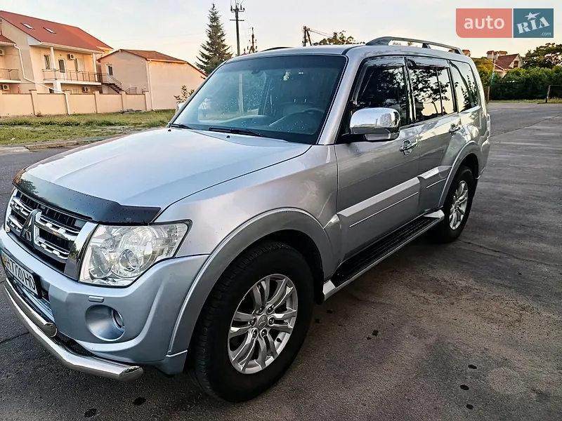 Mitsubishi Pajero Wagon