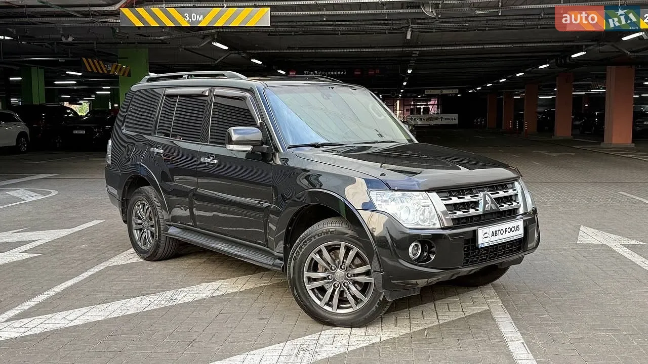 Mitsubishi Pajero Wagon 2013