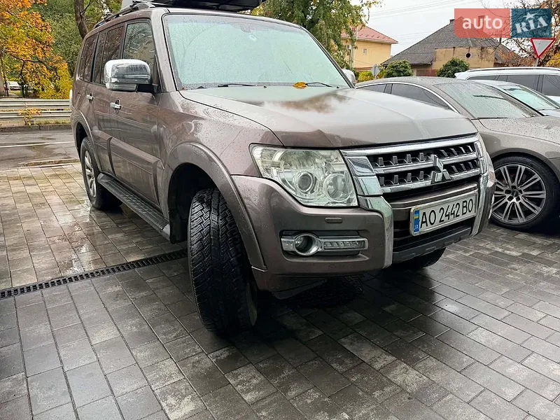 Mitsubishi Pajero Wagon