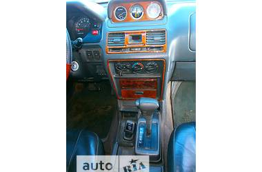 Внедорожник / Кроссовер Mitsubishi Pajero 1996 в 