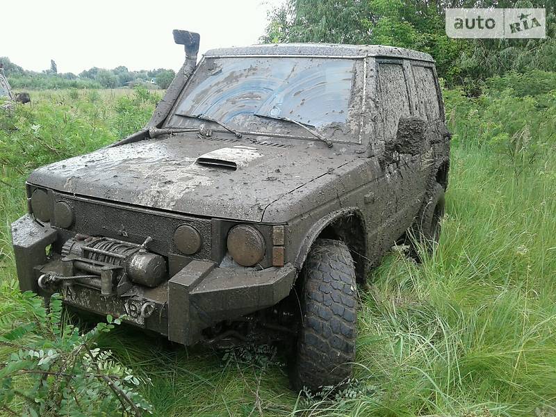 Внедорожник / Кроссовер Mitsubishi Pajero 1986 в Прилуках