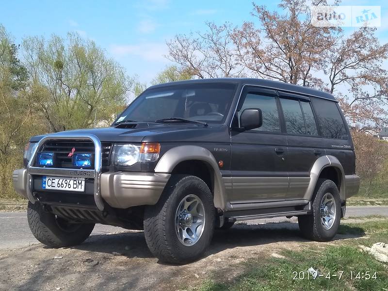 Внедорожник / Кроссовер Mitsubishi Pajero 1998 в 