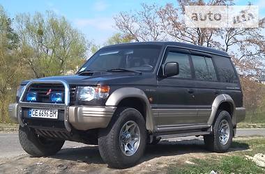 Внедорожник / Кроссовер Mitsubishi Pajero 1998 в 