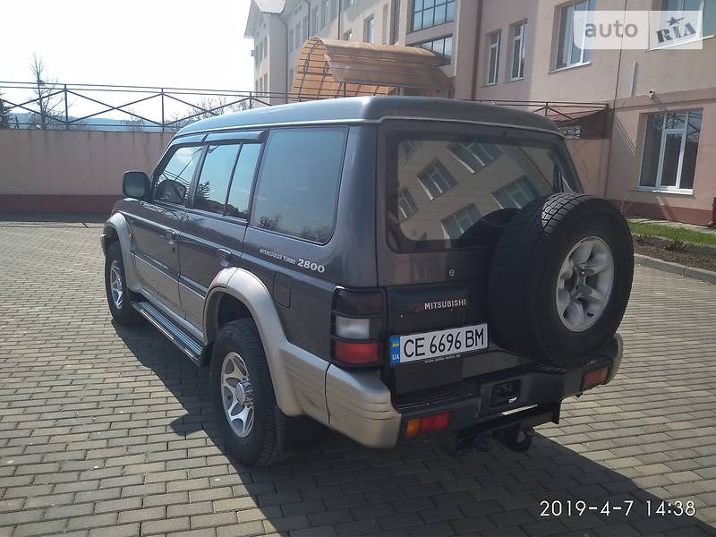 Позашляховик / Кросовер Mitsubishi Pajero 1998 в Чернівцях
