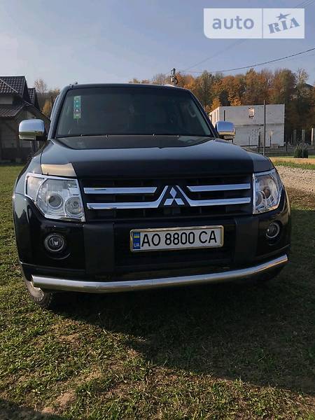 Внедорожник / Кроссовер Mitsubishi Pajero 2008 в Тячеве