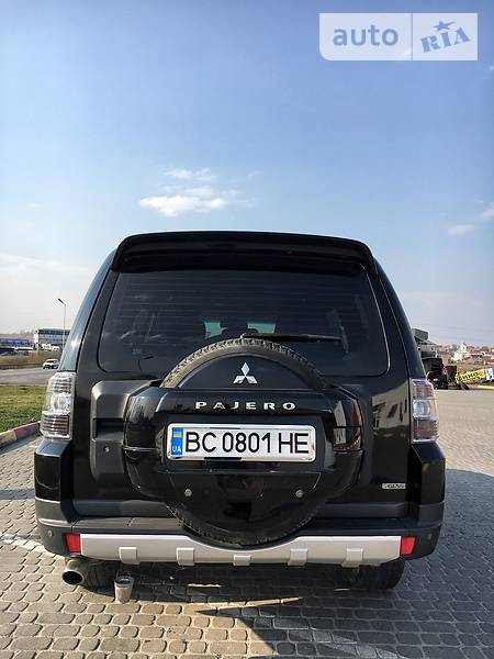 Позашляховик / Кросовер Mitsubishi Pajero 2007 в Львові