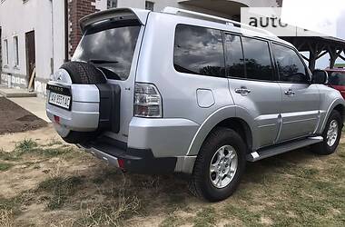 Внедорожник / Кроссовер Mitsubishi Pajero 2008 в 