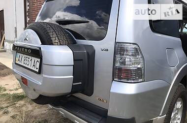 Внедорожник / Кроссовер Mitsubishi Pajero 2008 в 