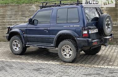 Внедорожник / Кроссовер Mitsubishi Pajero 1996 в Черновцах