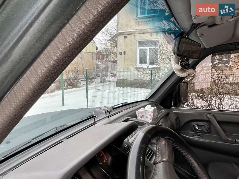 Внедорожник / Кроссовер Mitsubishi Pajero 1994 в Львове фото 10 Внедорожник / Кроссовер Mitsubishi Pajero 1994 в Львове