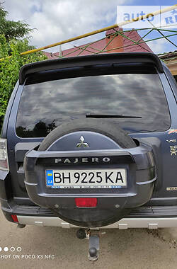 Внедорожник / Кроссовер Mitsubishi Pajero 2008 в Одессе