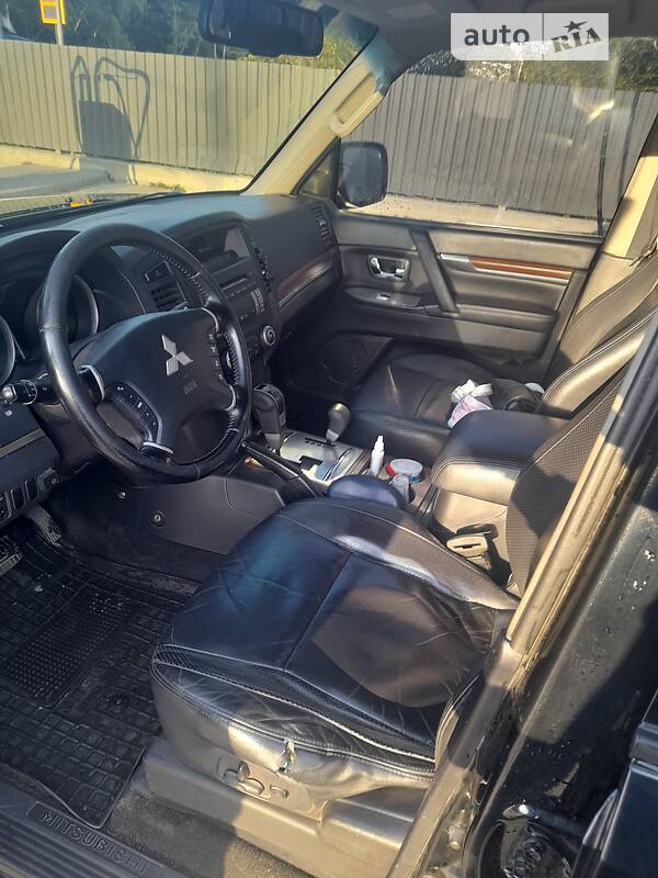 Внедорожник / Кроссовер Mitsubishi Pajero 2008 в Тернополе