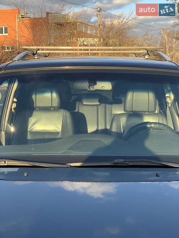 Внедорожник / Кроссовер Mitsubishi Pajero 2010 в Киеве