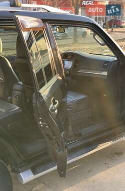 Внедорожник / Кроссовер Mitsubishi Pajero 2010 в 
