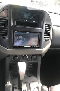 Внедорожник / Кроссовер Mitsubishi Pajero 2002 в 