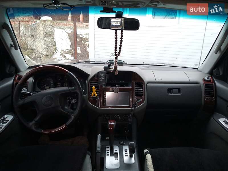 Внедорожник / Кроссовер Mitsubishi Pajero 2006 в Тернополе