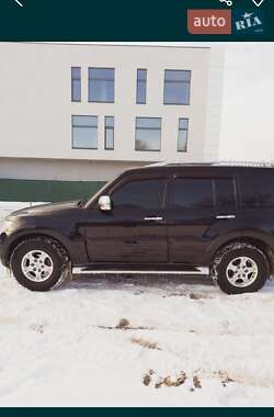 Внедорожник / Кроссовер Mitsubishi Pajero 2007 в Сумах