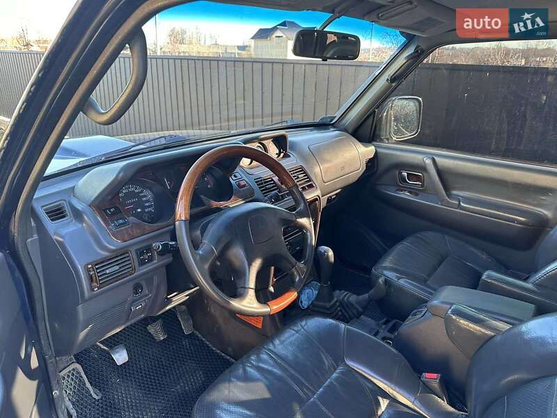 Позашляховик / Кросовер Mitsubishi Pajero 1999 в Вижниці
