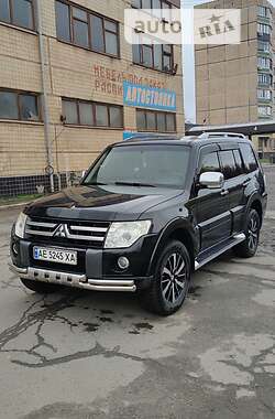Внедорожник / Кроссовер Mitsubishi Pajero 2008 в Кривом Роге