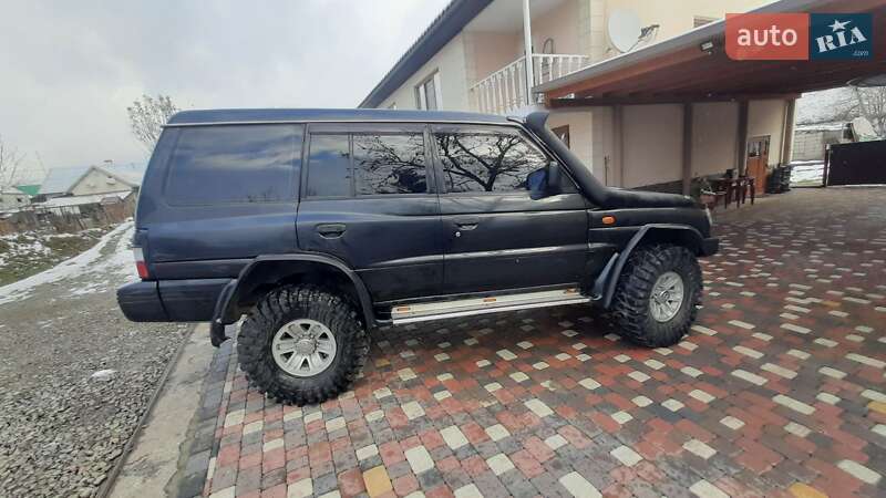 Внедорожник / Кроссовер Mitsubishi Pajero 1998 в Тячеве