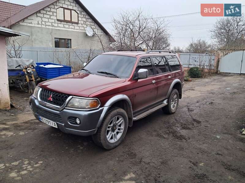 Позашляховик / Кросовер Mitsubishi Pajero 1999 в Павлограді