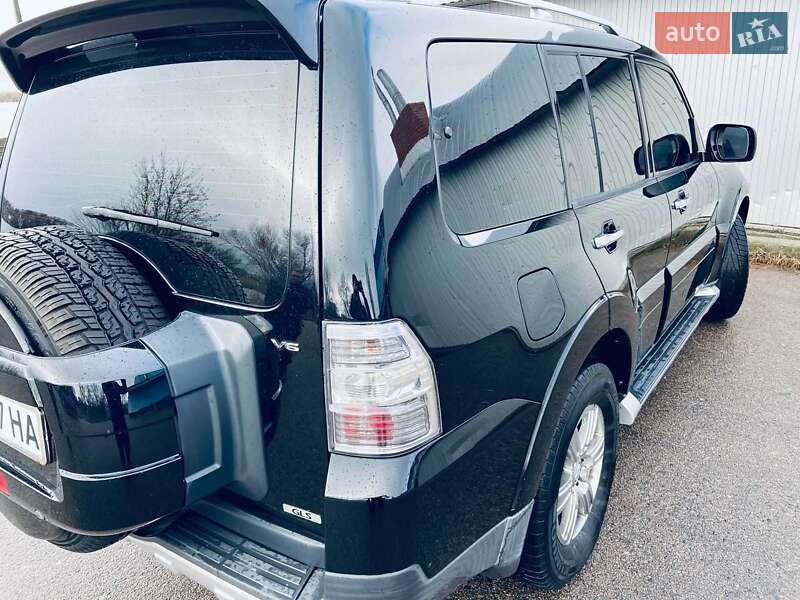 Внедорожник / Кроссовер Mitsubishi Pajero 2008 в Бердичеве фото 12 Внедорожник / Кроссовер Mitsubishi Pajero 2008 в Бердичеве