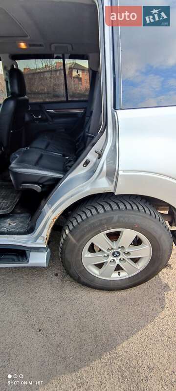 Позашляховик / Кросовер Mitsubishi Pajero 2007 в Тульчині