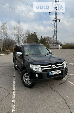 Позашляховик / Кросовер Mitsubishi Pajero 2008 в Кривому Розі